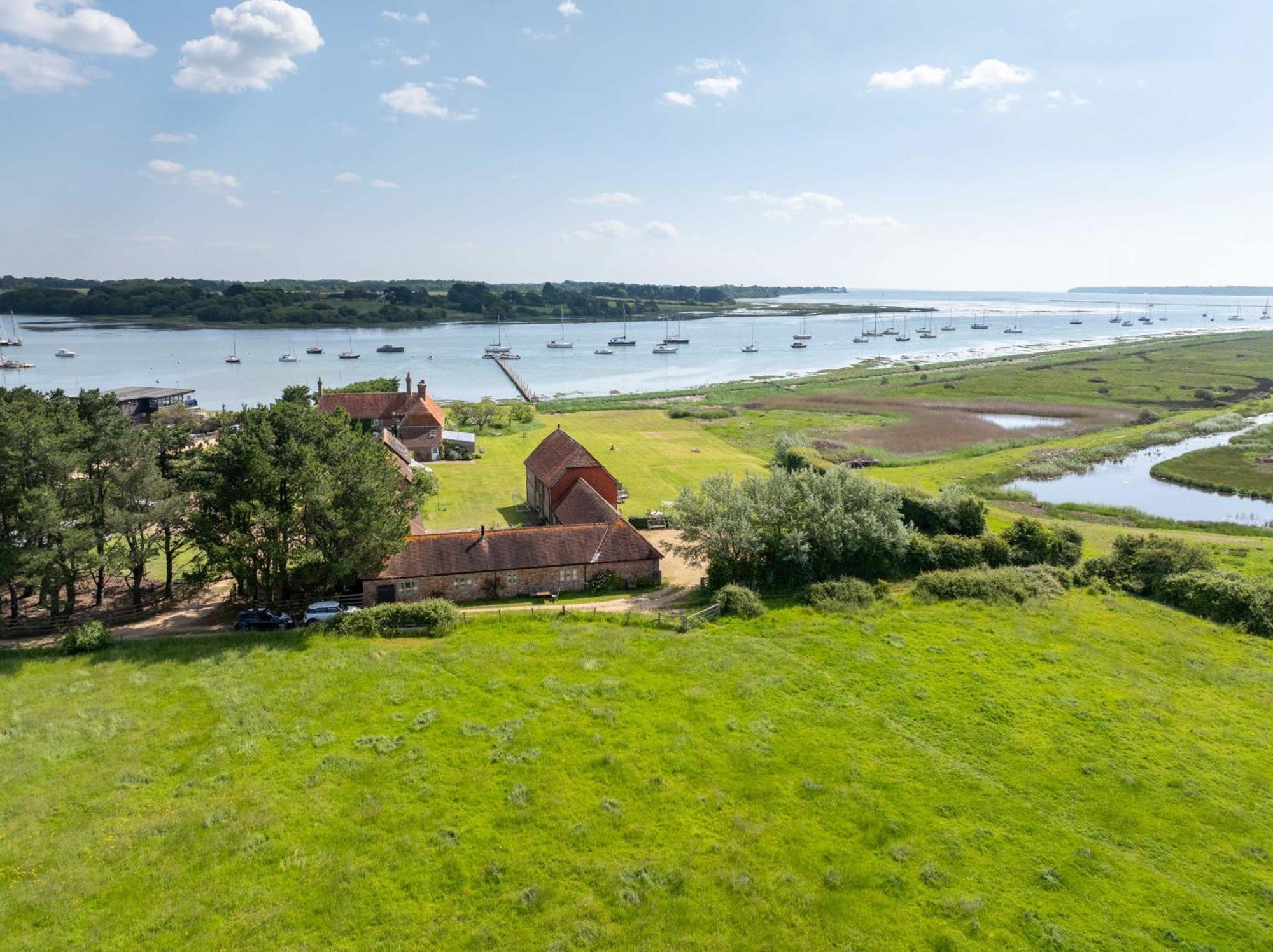 Gins Barn Villa Southampton Ngoại thất bức ảnh